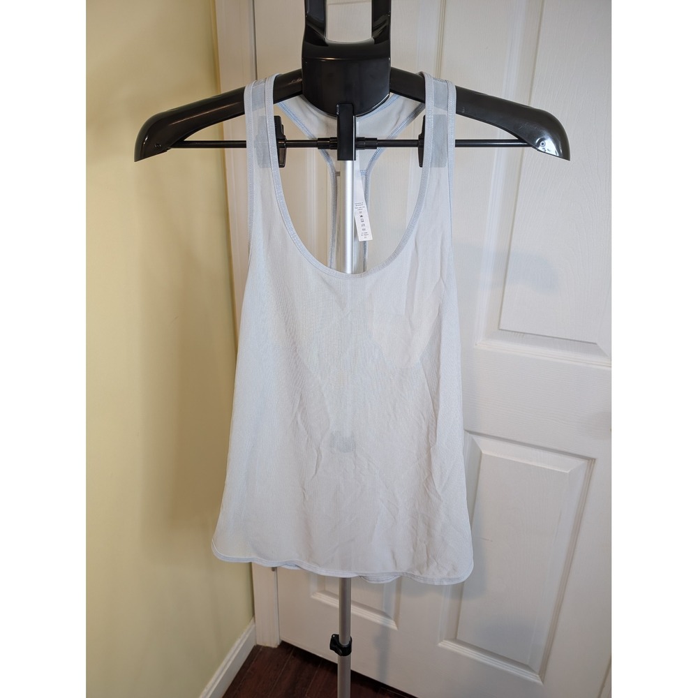 Lululemon 105 Singlet Mesh Racerback Tank Top Womens Size 2 Light Blue Athletic